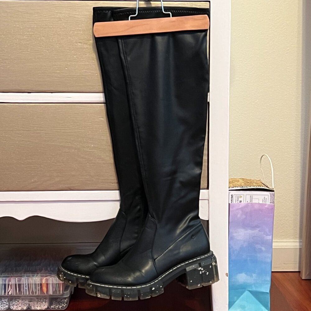 cool planet - Rosaliaa / Size 7.5